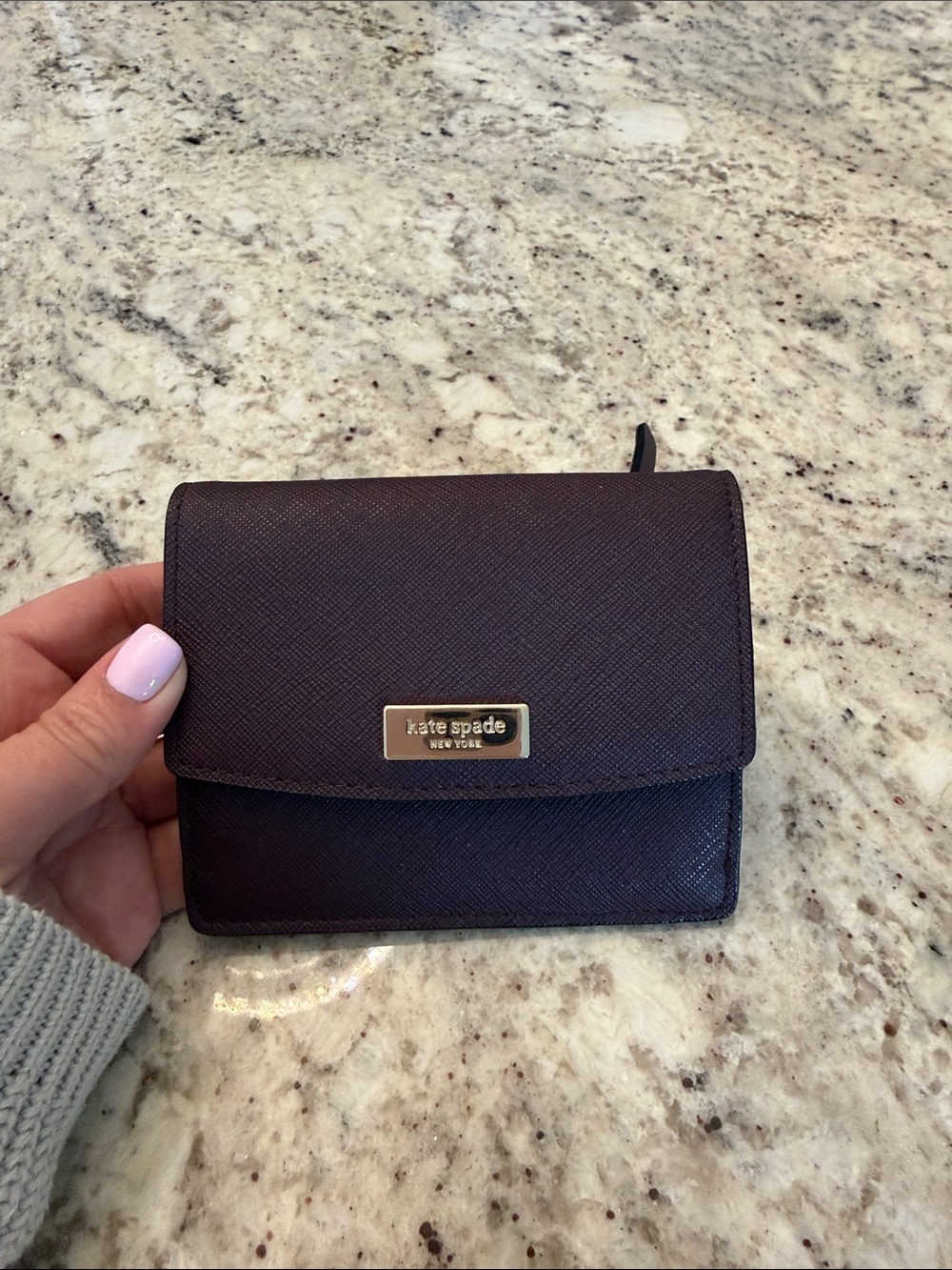 kate spade plum Saffiano compact wallet with gold logo plaque